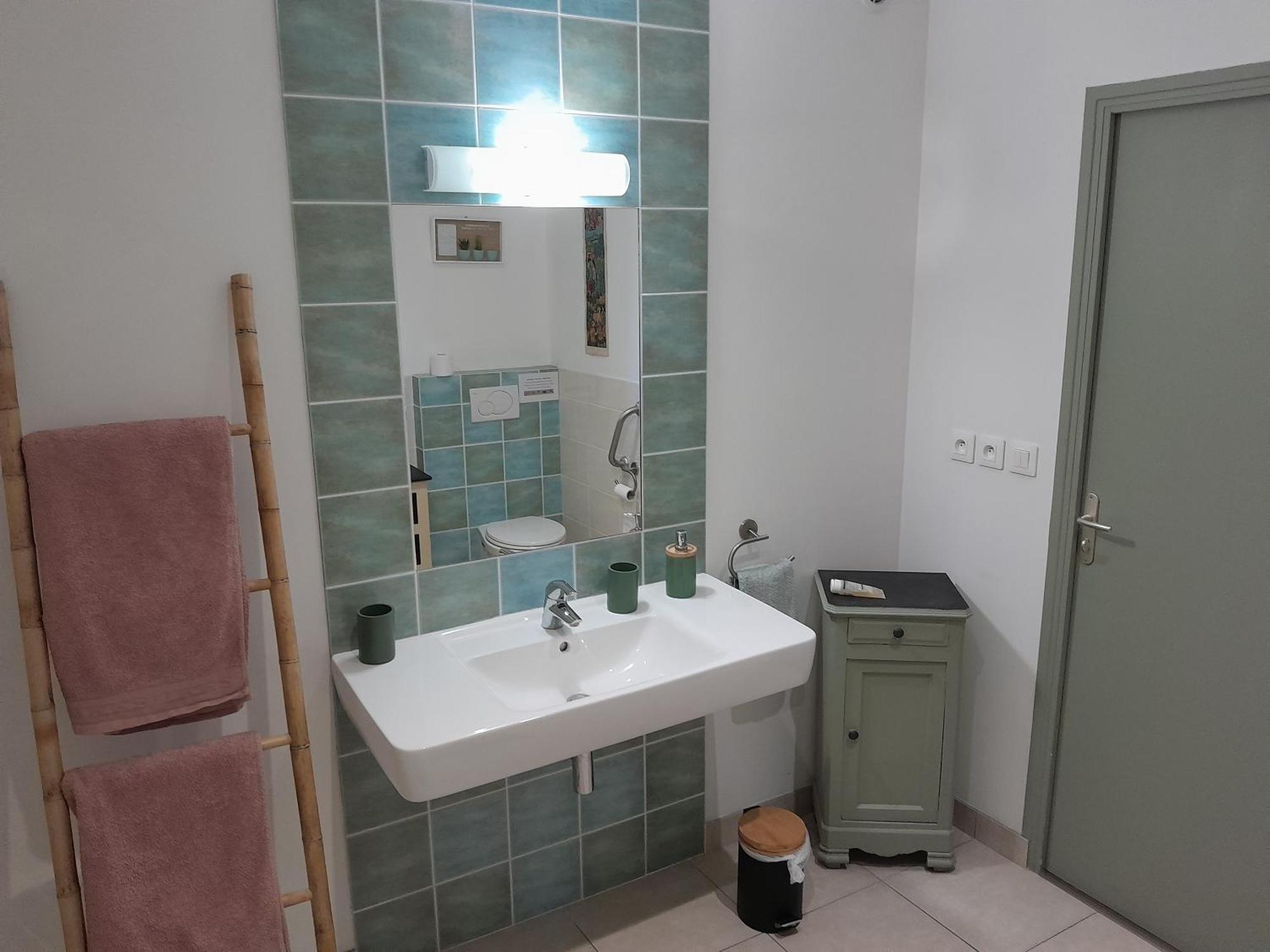 Bed and Breakfast Les Loges De Yoff Ambon Екстер'єр фото